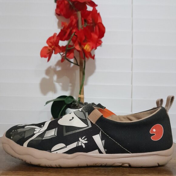 Uin Toledo Slip On Shoes Black White Abstract Art sz 9 - Picture 3 of 9